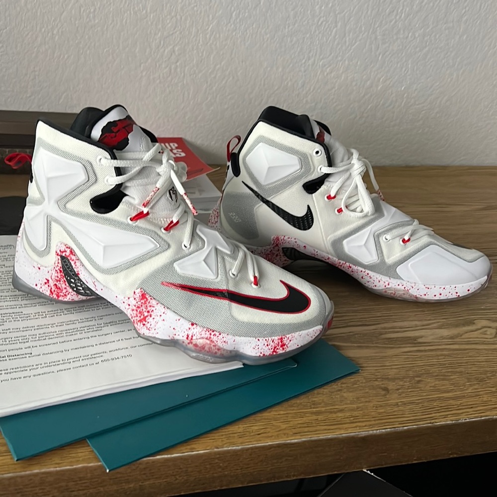 Lebron 13 Jason Halloween…barely worn